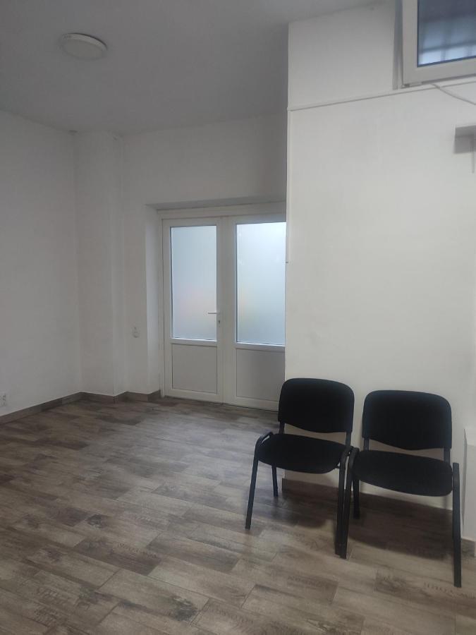 Apartament Karina Бая Маре Екстериор снимка