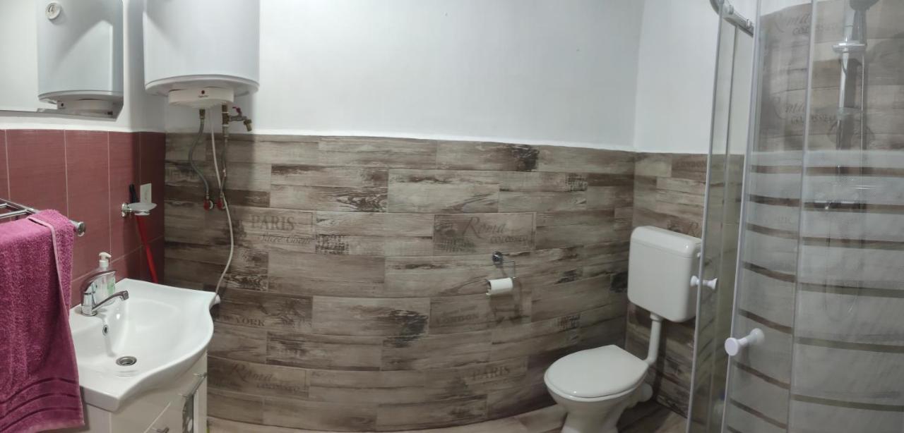 Apartament Karina Бая Маре Екстериор снимка