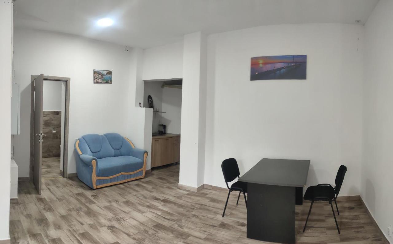 Apartament Karina Бая Маре Екстериор снимка